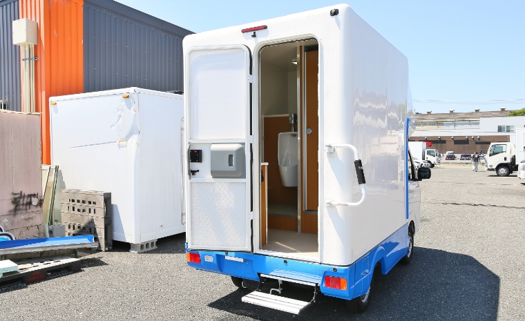 自走式仮設トイレカー：ノーマル