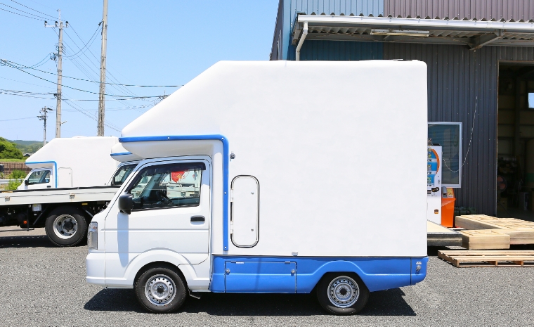 自走式仮設トイレカー：2室